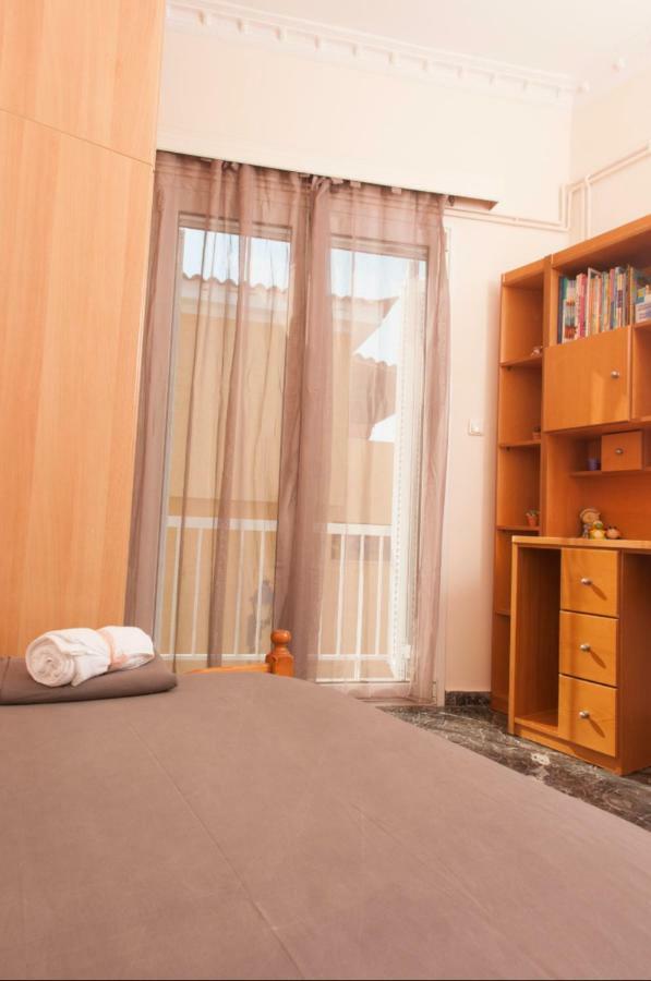Relaxing Appt. Into The Heart Of Historical Center Apartamento Calamata Exterior foto