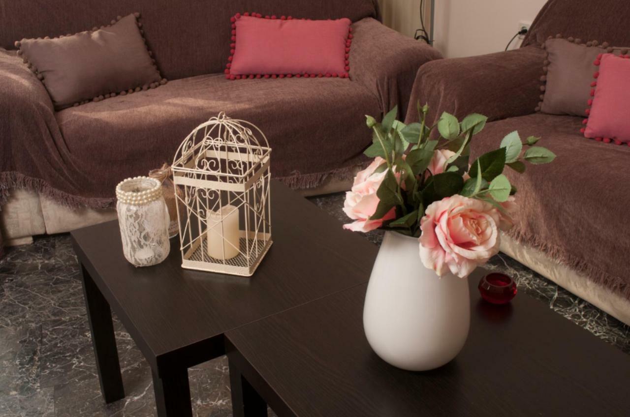 Relaxing Appt. Into The Heart Of Historical Center Apartamento Calamata Exterior foto
